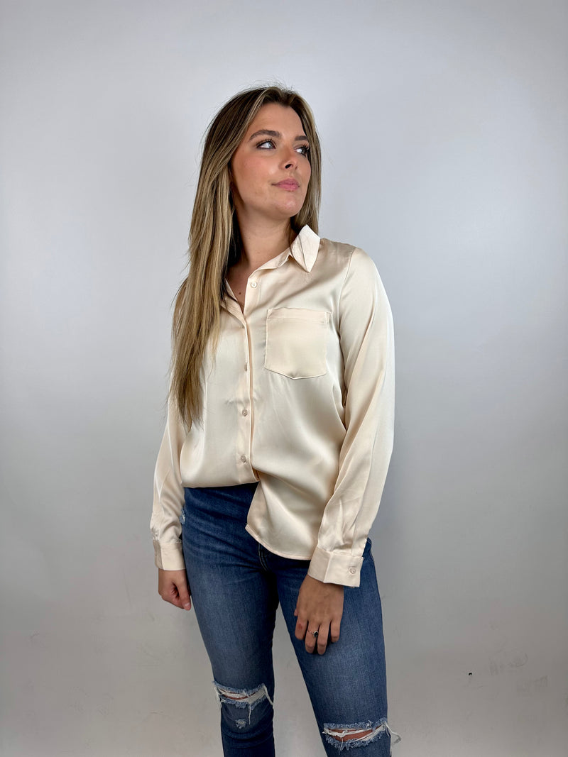 MAKE AN IMPRESSION | BUTTON DOWN BLOUSE